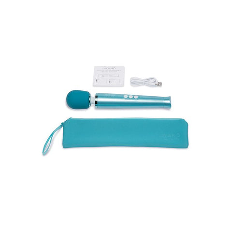 Le Wand Dive Submersible & Rechargeable Vibrating Massager | Le Wand