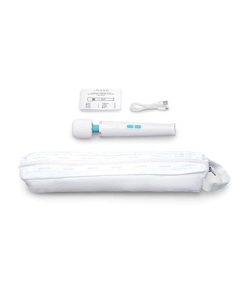 Classique Petite Wand Massager | Le Wand